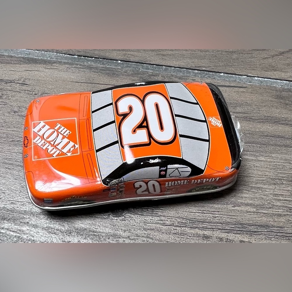NASCAR *NEW* Tony Stewart #20 Home Depot‎ Chevy Monte Carlo Car Collectible Tin